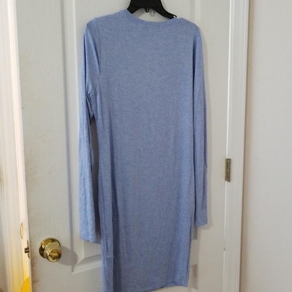 Dress - Picture 2 of 5